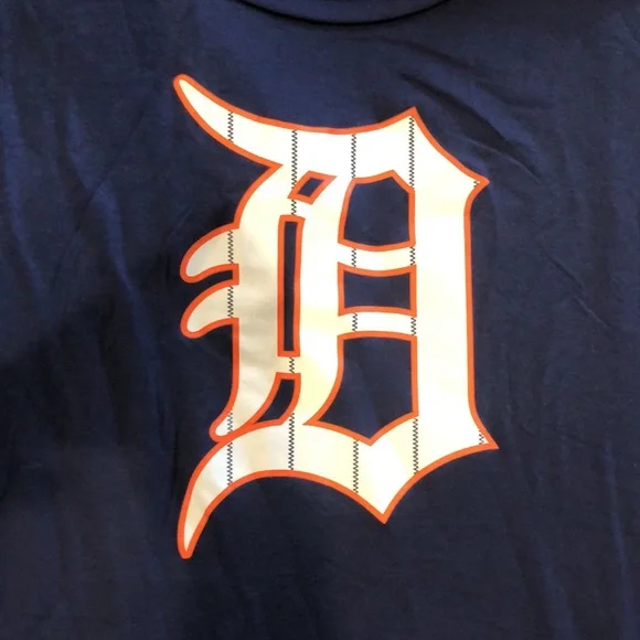 🔥3$20!Fanatics Detroit Tigers Pinstripe Tee - Picture 2 of 6